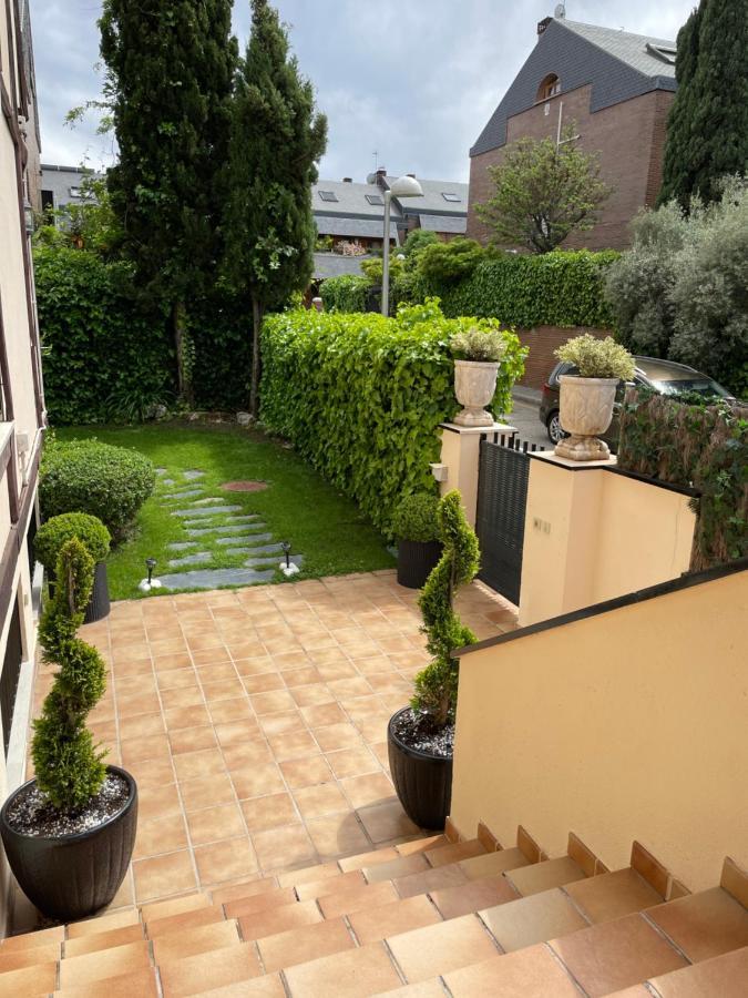 Holiday home Moderna Casa De Lujo Con Jacuzzi En El Jardin *