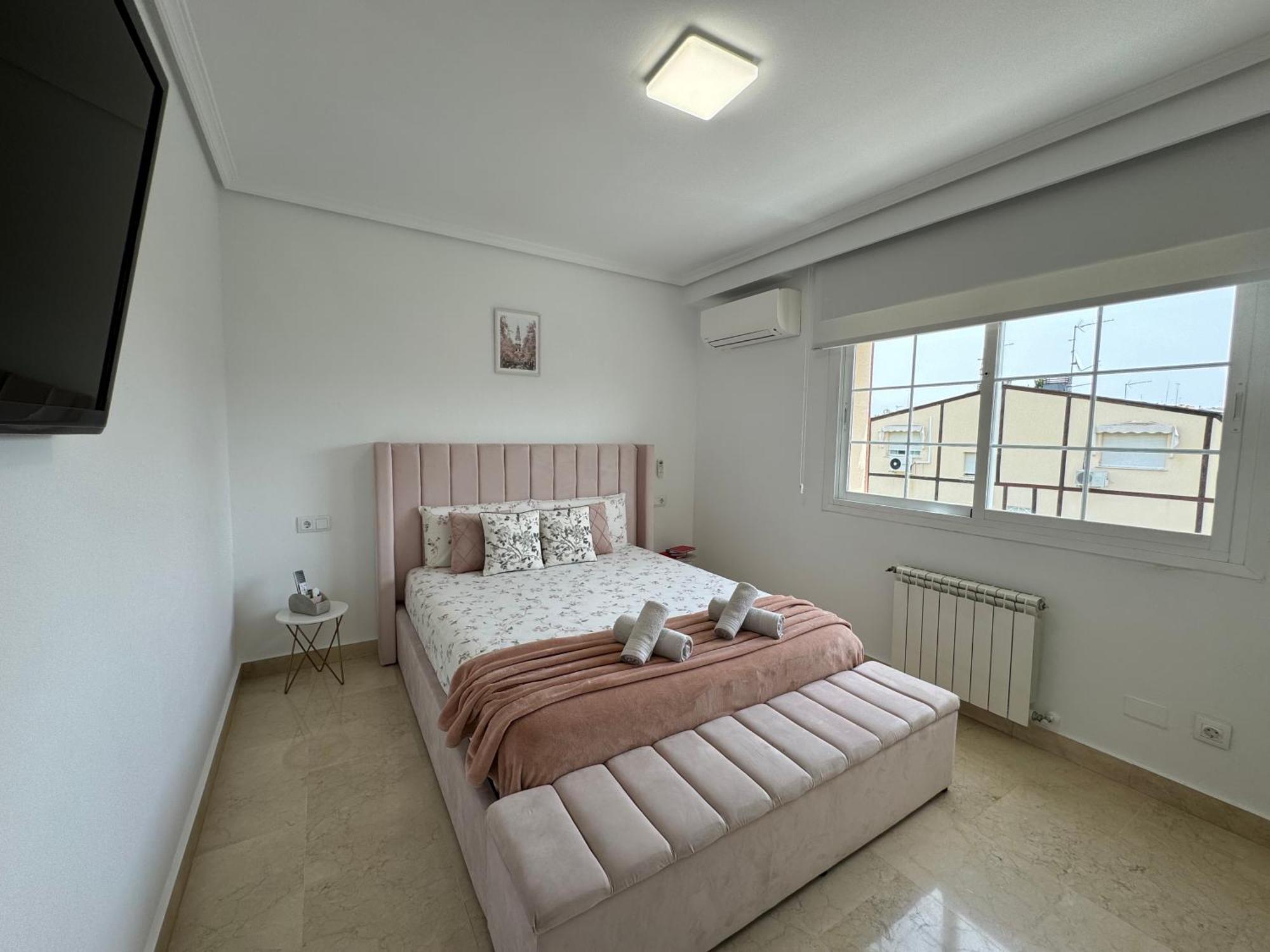 Holiday home Moderna Casa De Lujo Con Jacuzzi En El Jardin